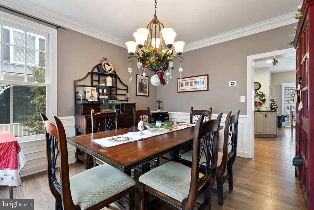623 KINVARRA PLACE