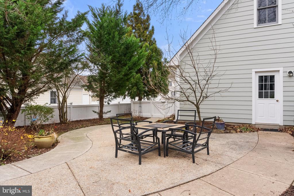 623 KINVARRA PLACE