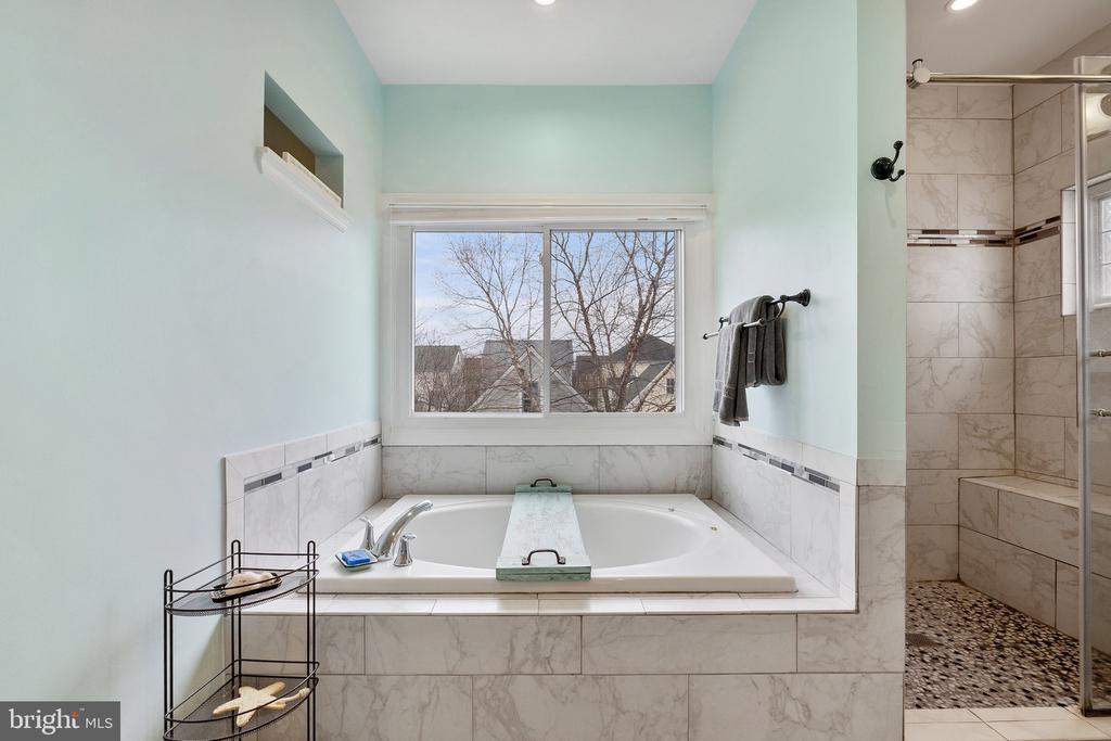 623 KINVARRA PLACE