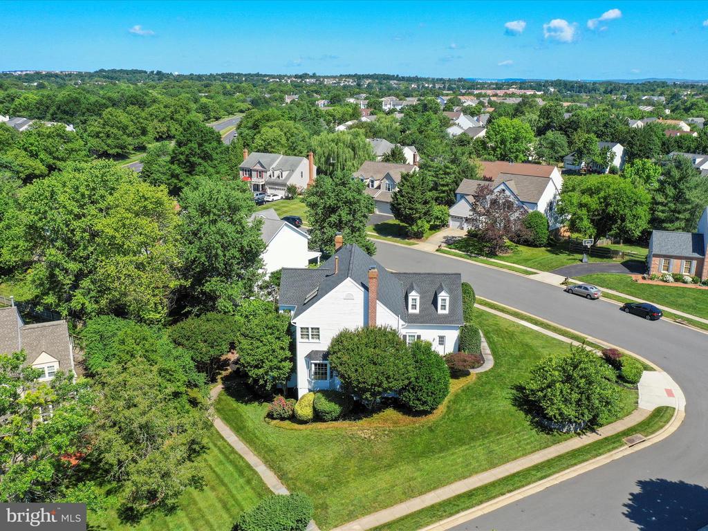 43384 WAYSIDE CIRCLE