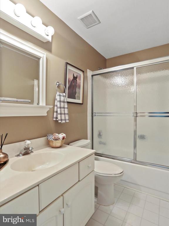 43384 WAYSIDE CIRCLE