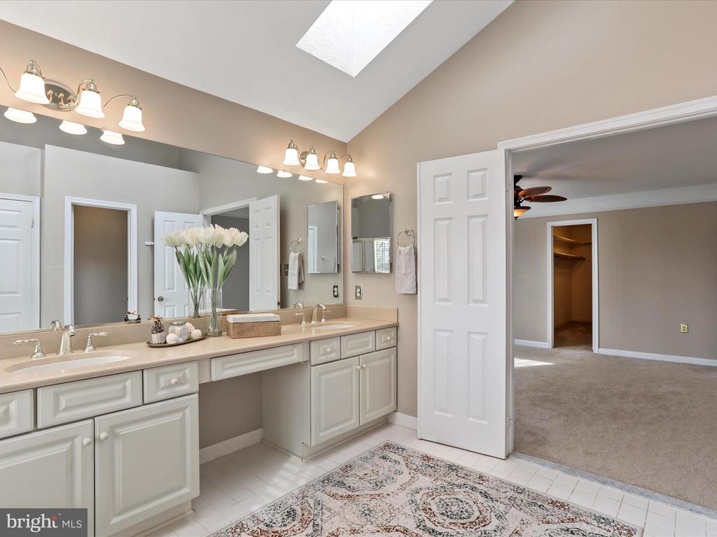 43384 WAYSIDE CIRCLE