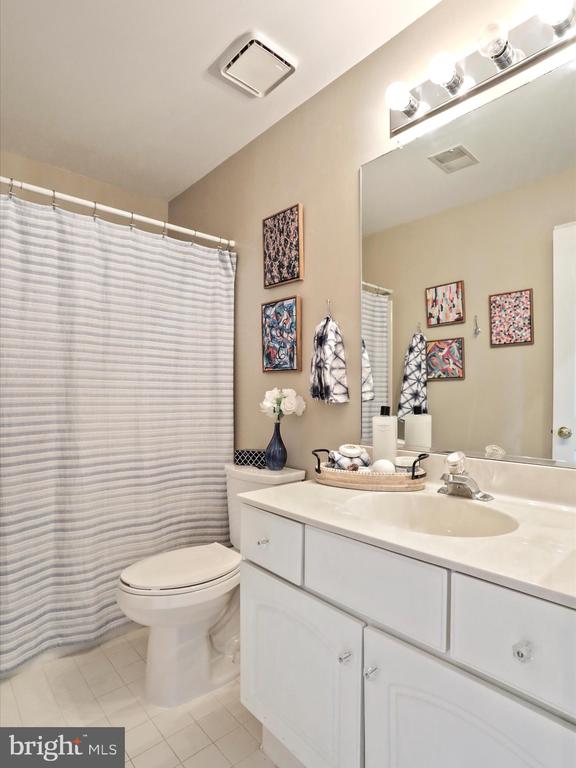 43384 WAYSIDE CIRCLE