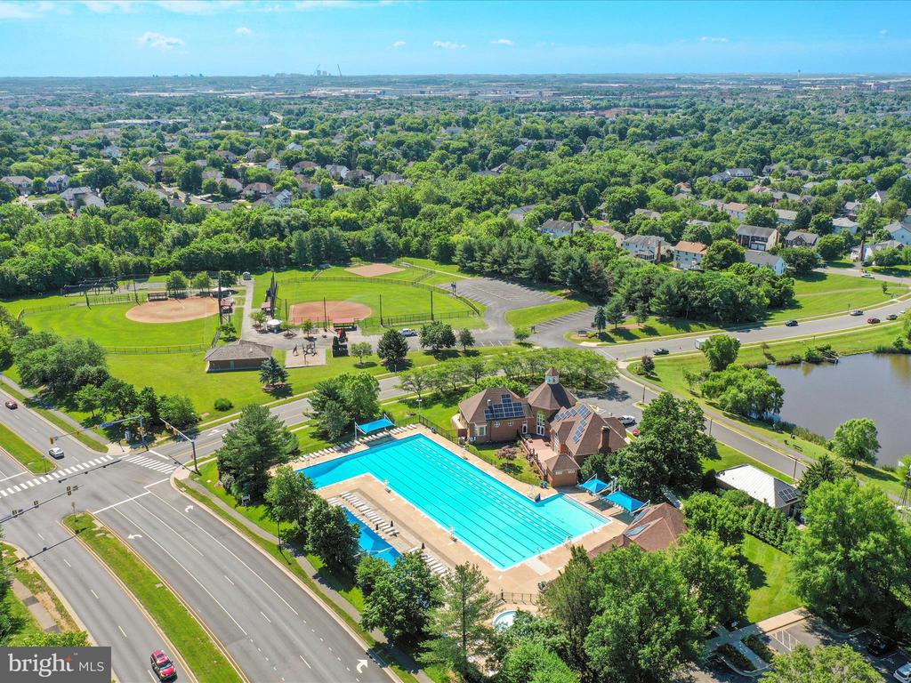 43384 WAYSIDE CIRCLE