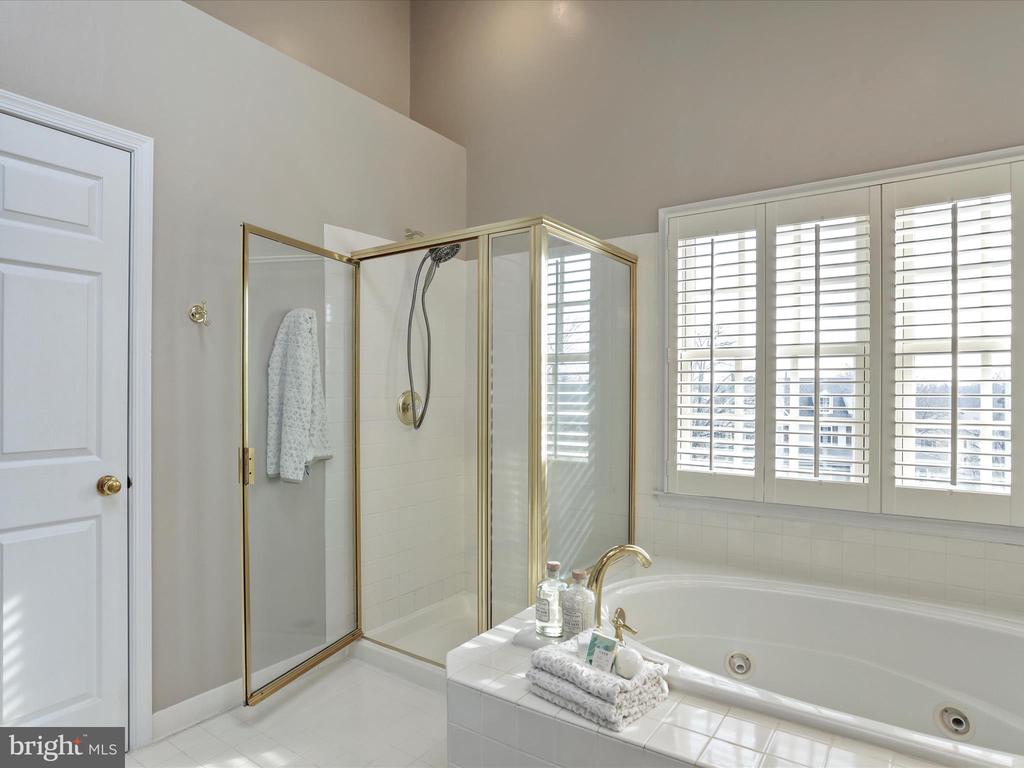 43384 WAYSIDE CIRCLE