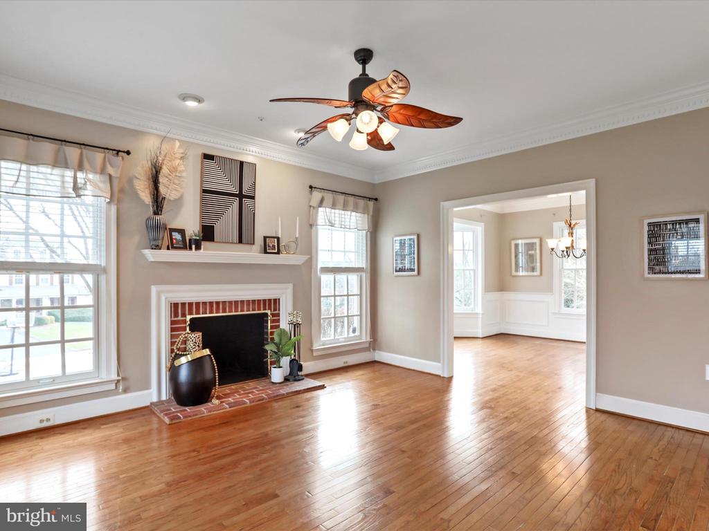 43384 WAYSIDE CIRCLE