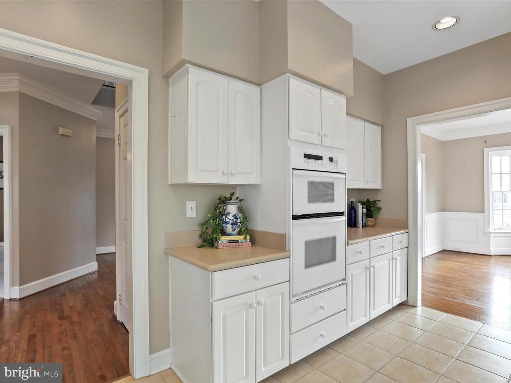 43384 WAYSIDE CIRCLE