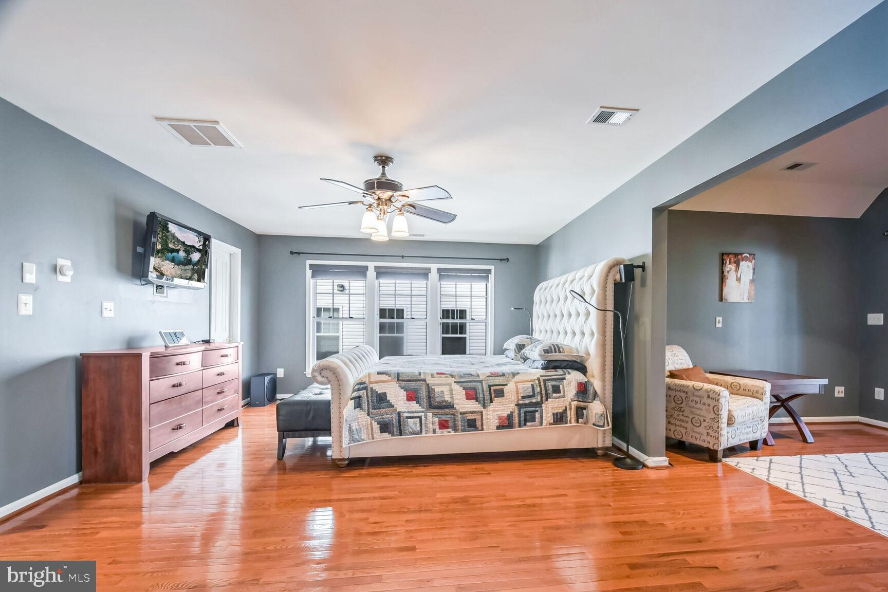 25038 MINERAL SPRINGS CIRCLE