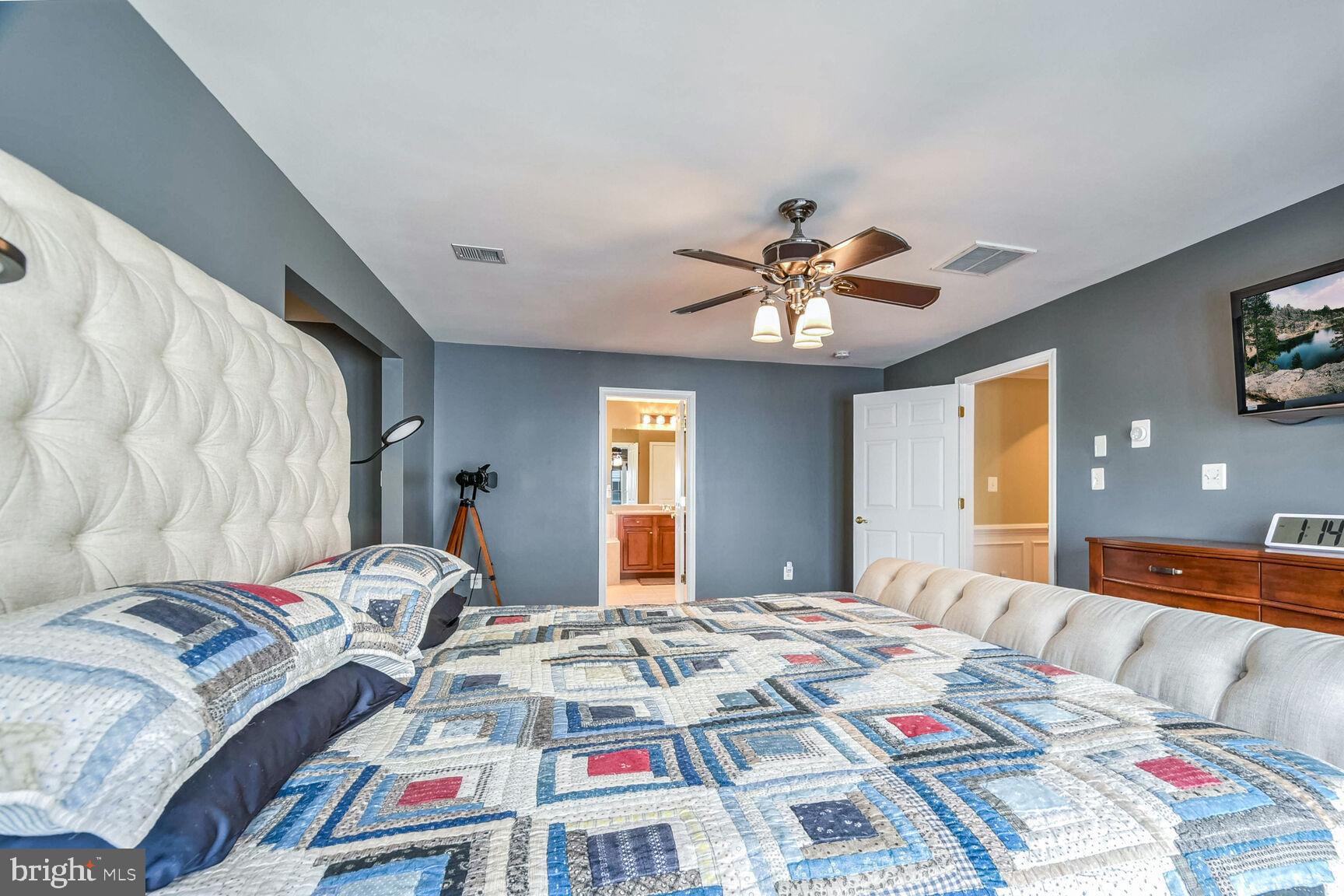 25038 MINERAL SPRINGS CIRCLE
