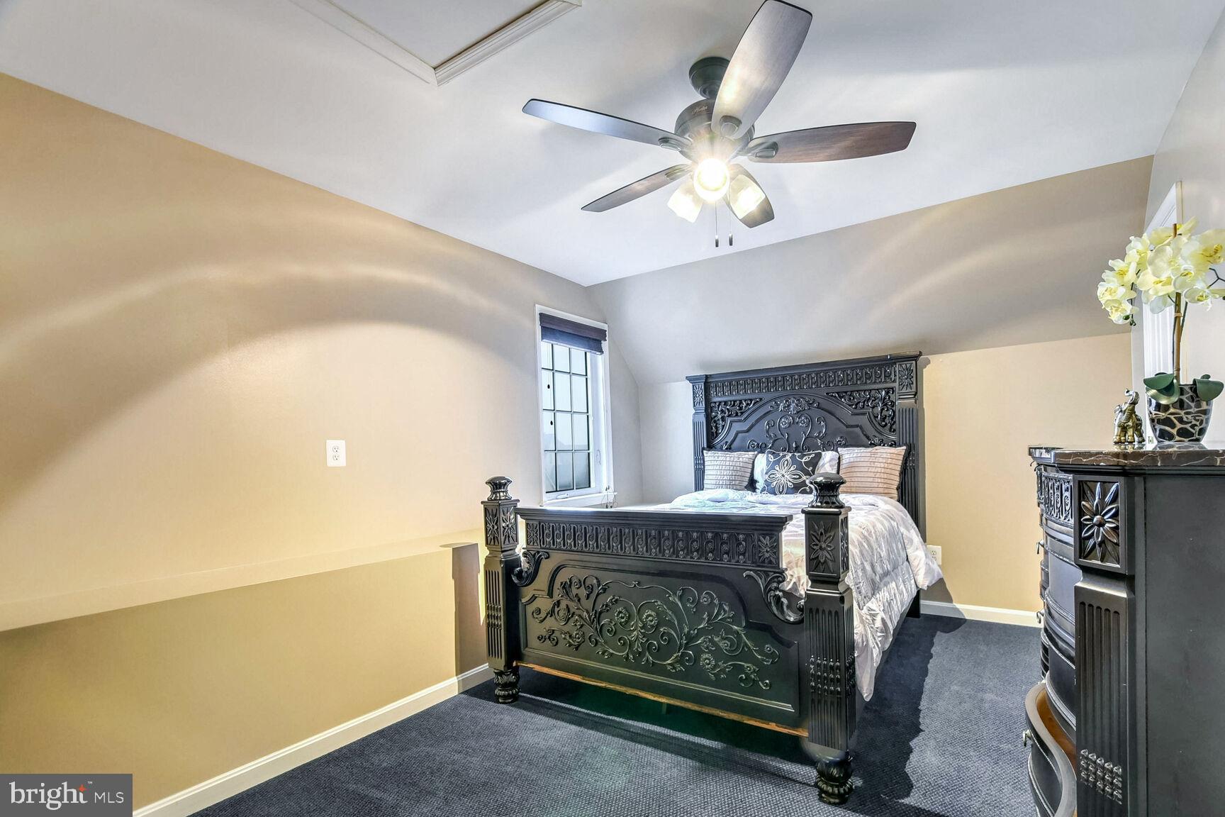 25038 MINERAL SPRINGS CIRCLE