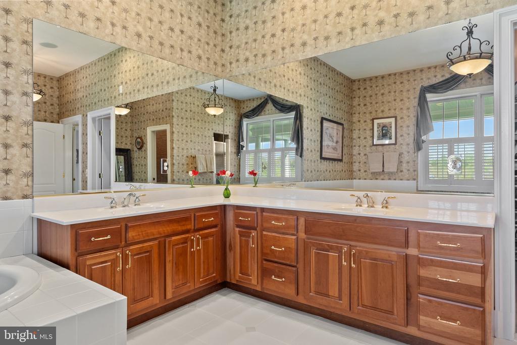 40959 PACER LANE