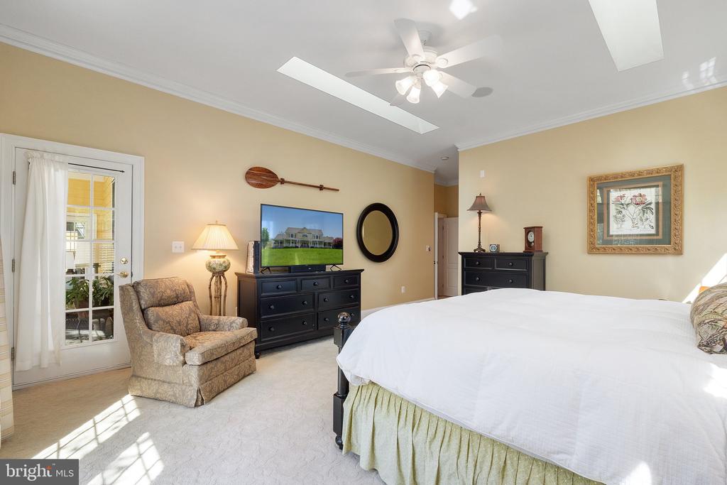 40959 PACER LANE