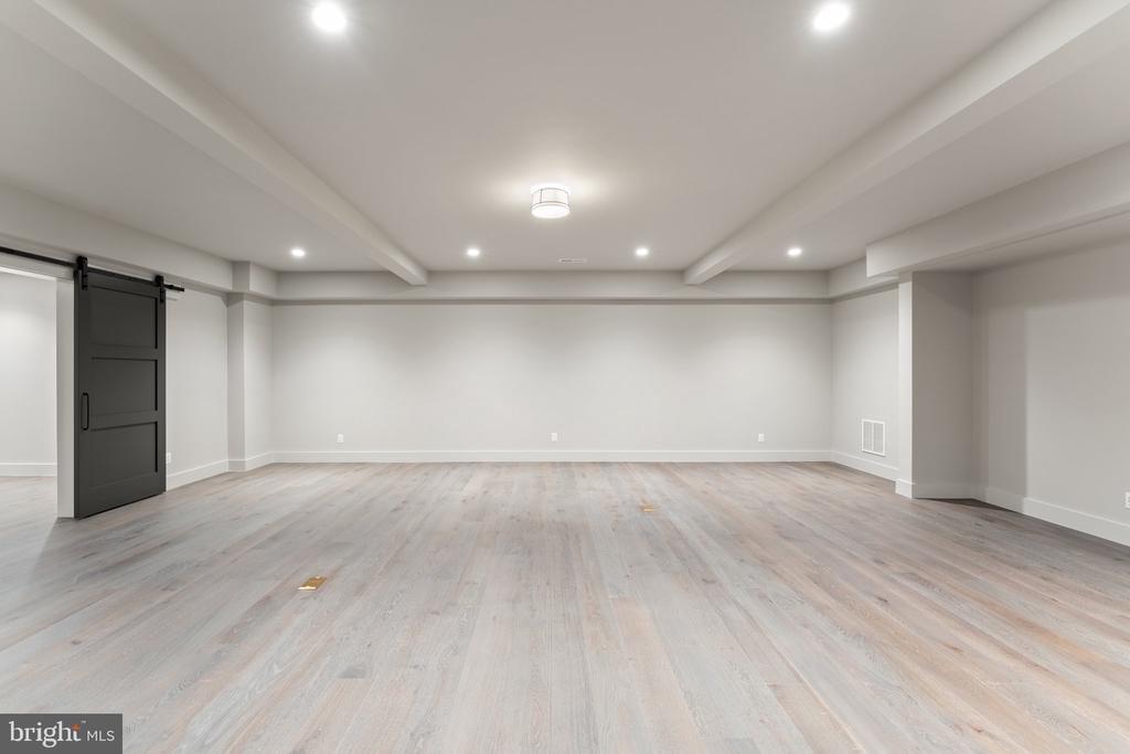 801 OLD SADDLE DRIVE