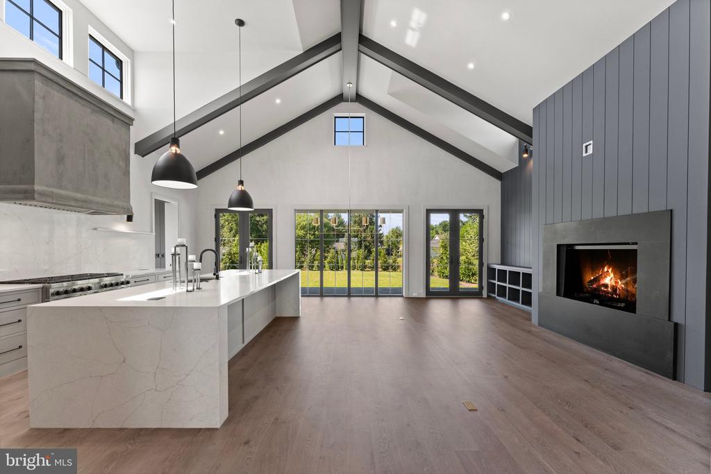 801 OLD SADDLE DRIVE