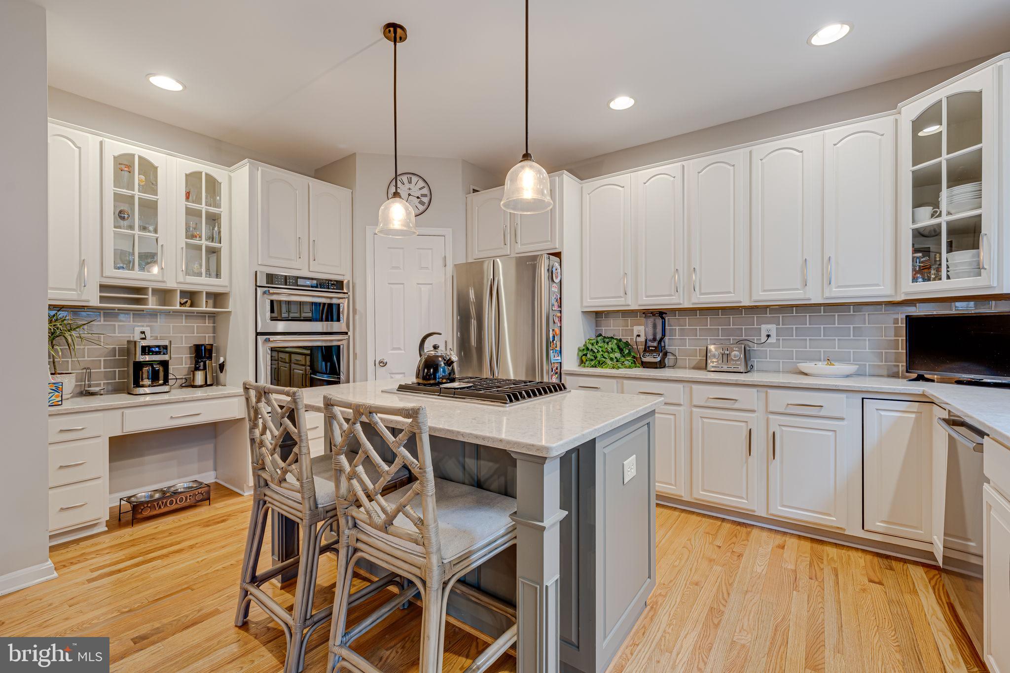224 E SKYLINE DRIVE