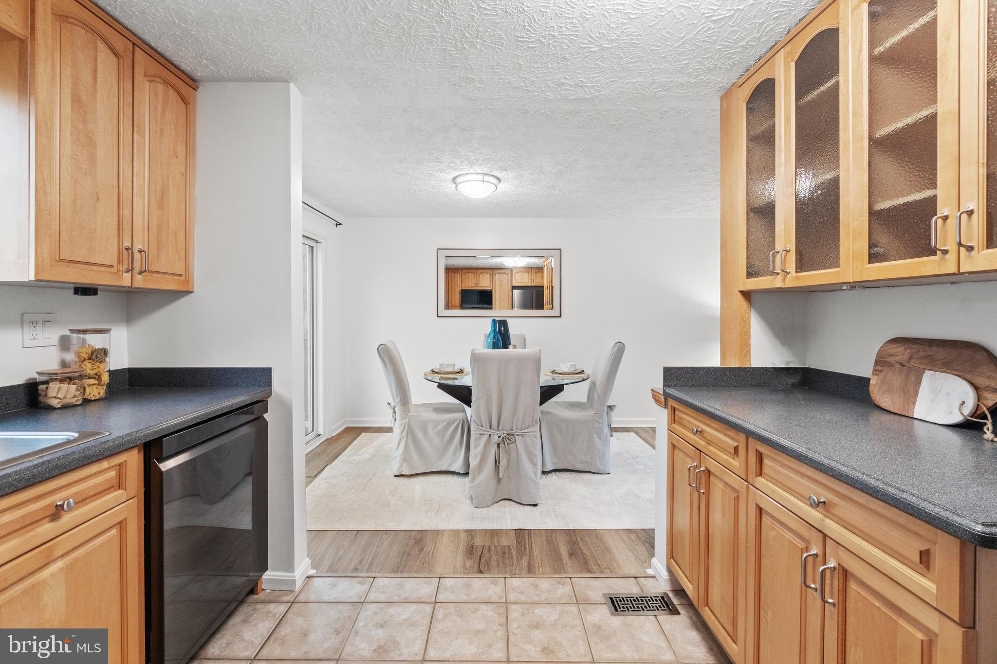 113 SENECA CHASE COURT