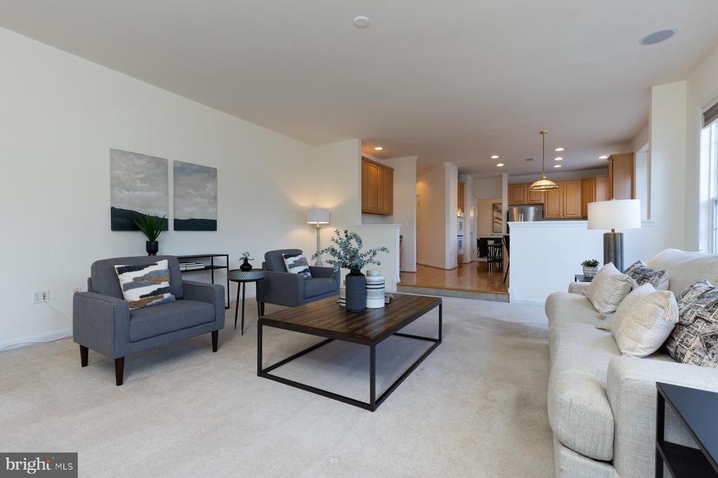 19013 PANTHER COURT