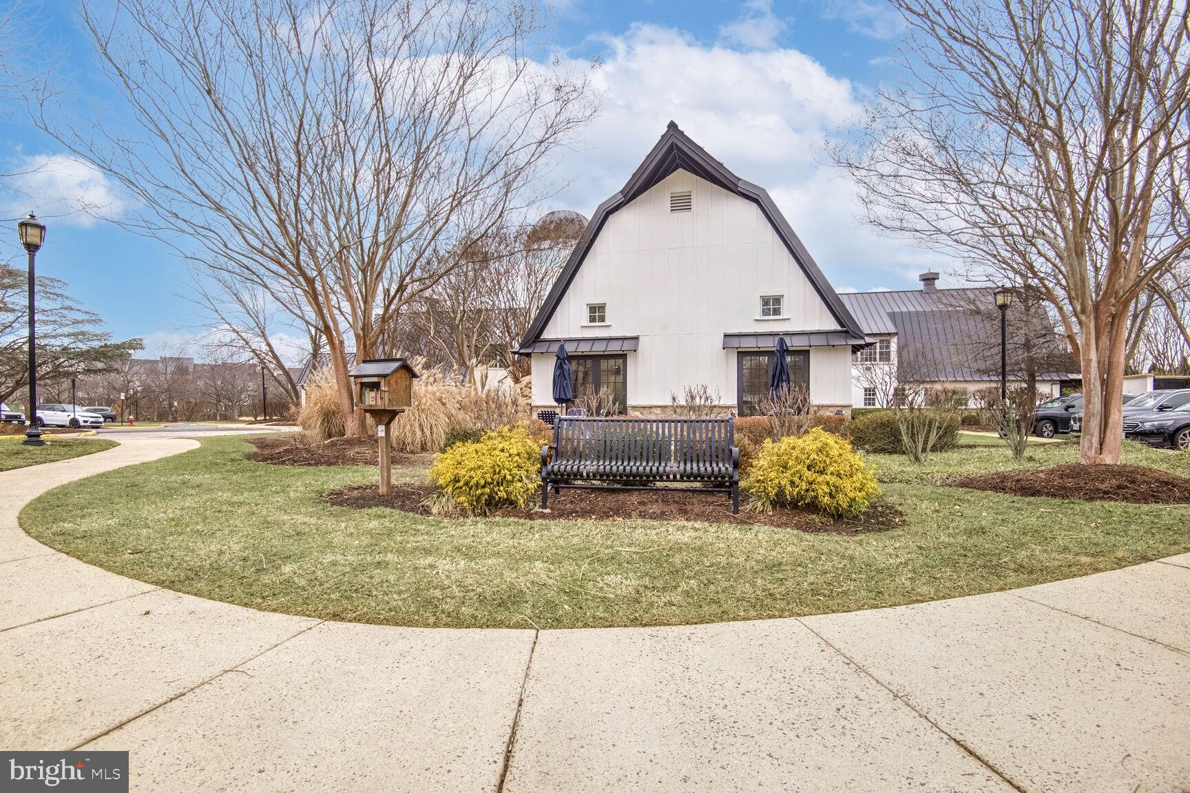 19028 KIPHEART DRIVE