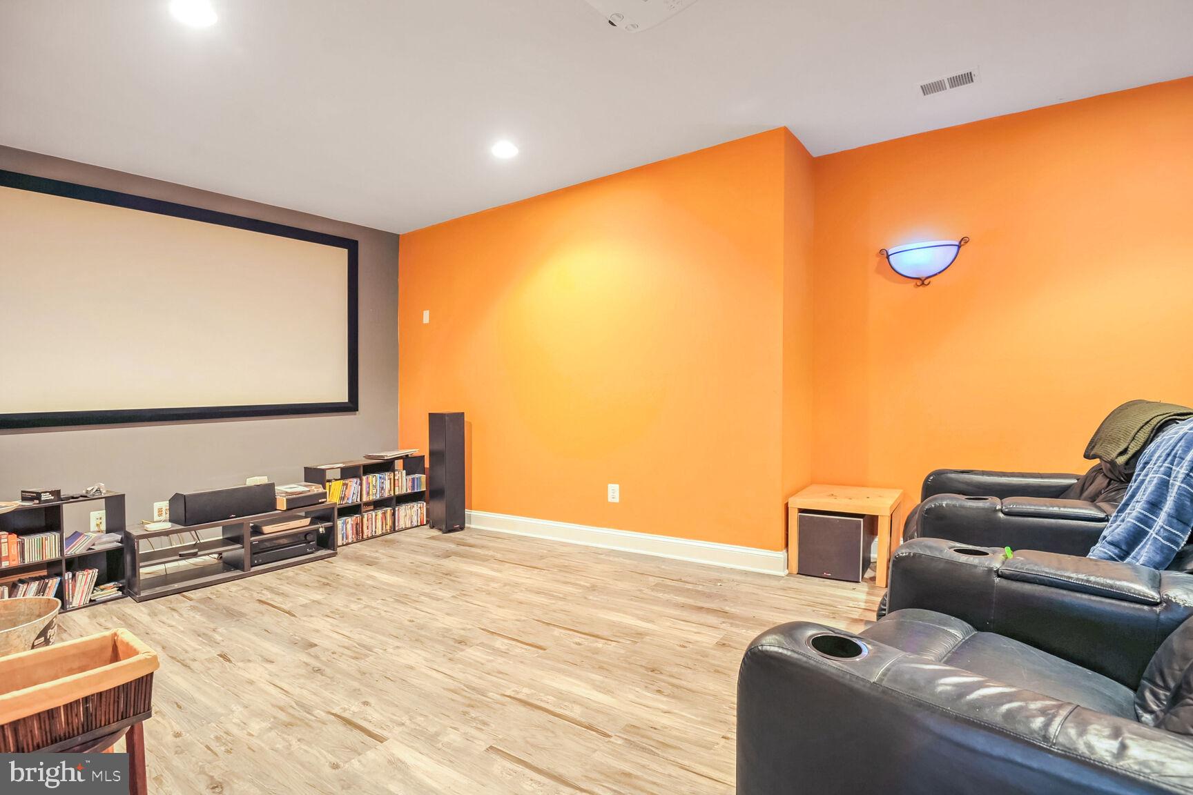 19028 KIPHEART DRIVE