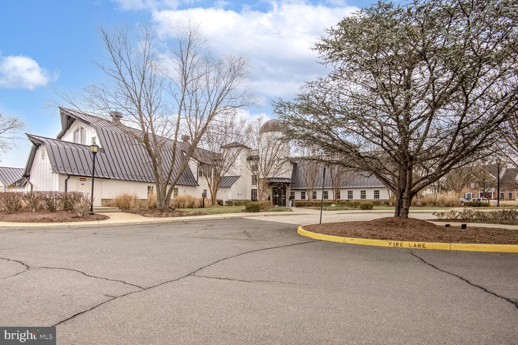 19028 KIPHEART DRIVE
