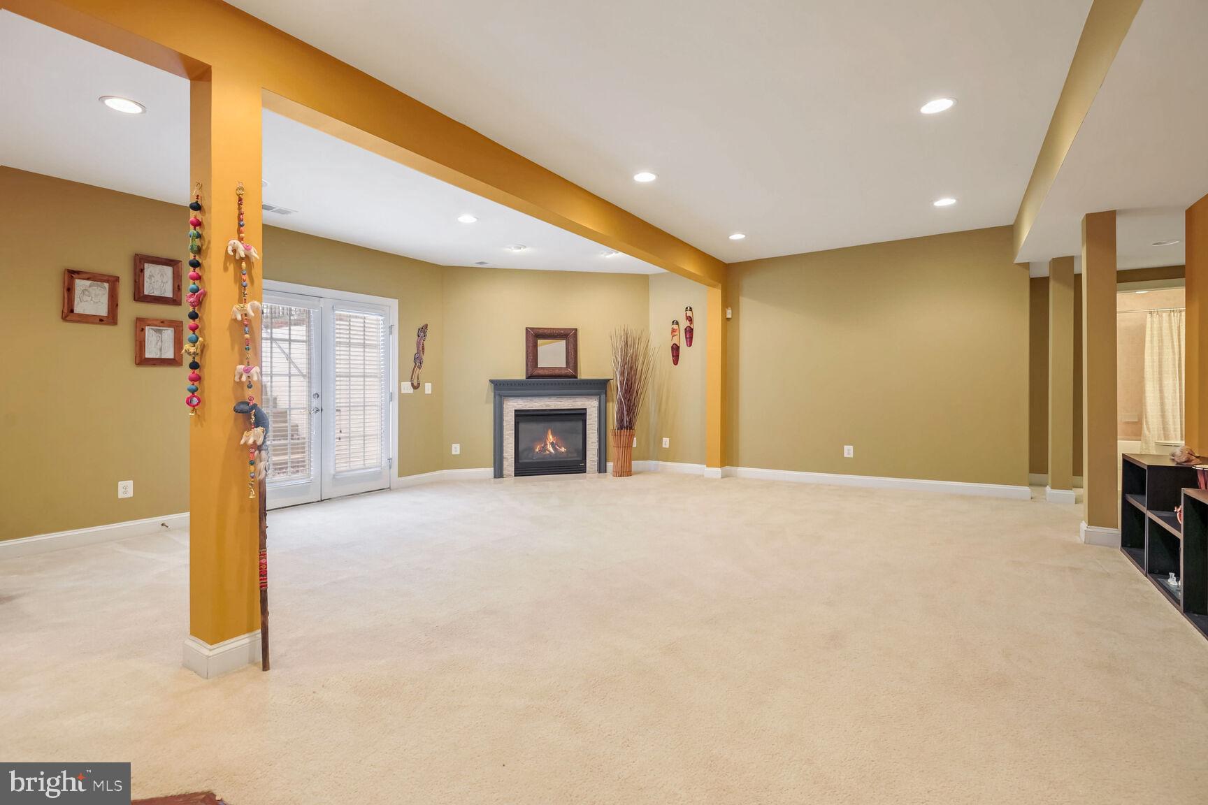 19028 KIPHEART DRIVE