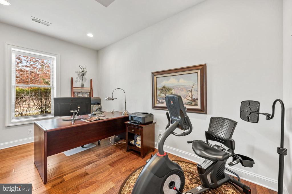 41633 WHITE YARROW COURT