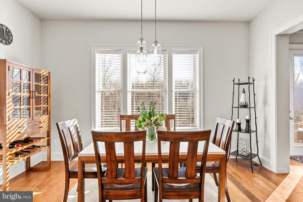 41633 WHITE YARROW COURT