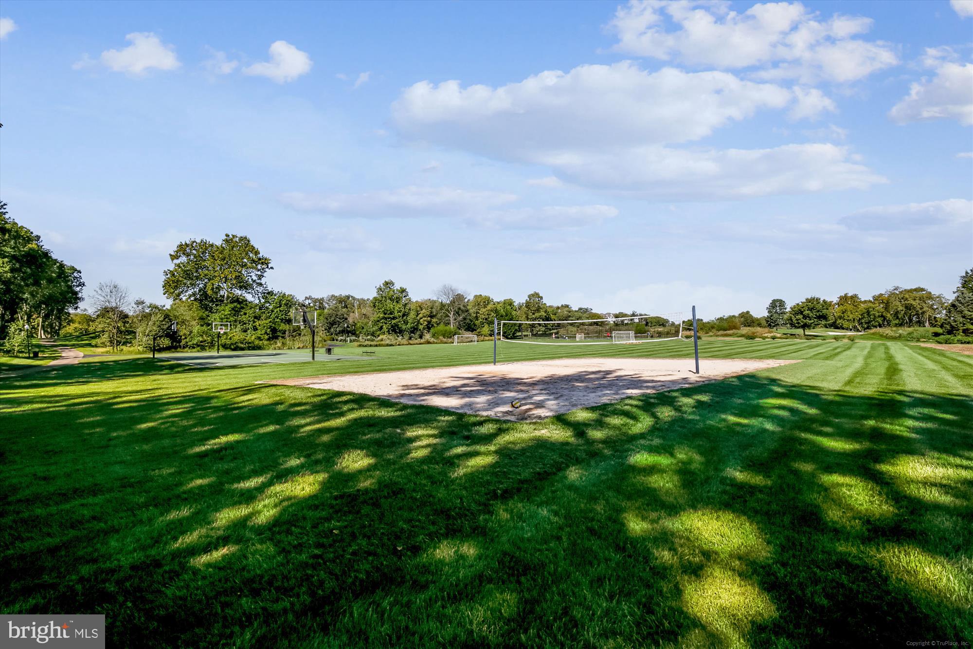 18435 JUPITER HILLS TERRACE