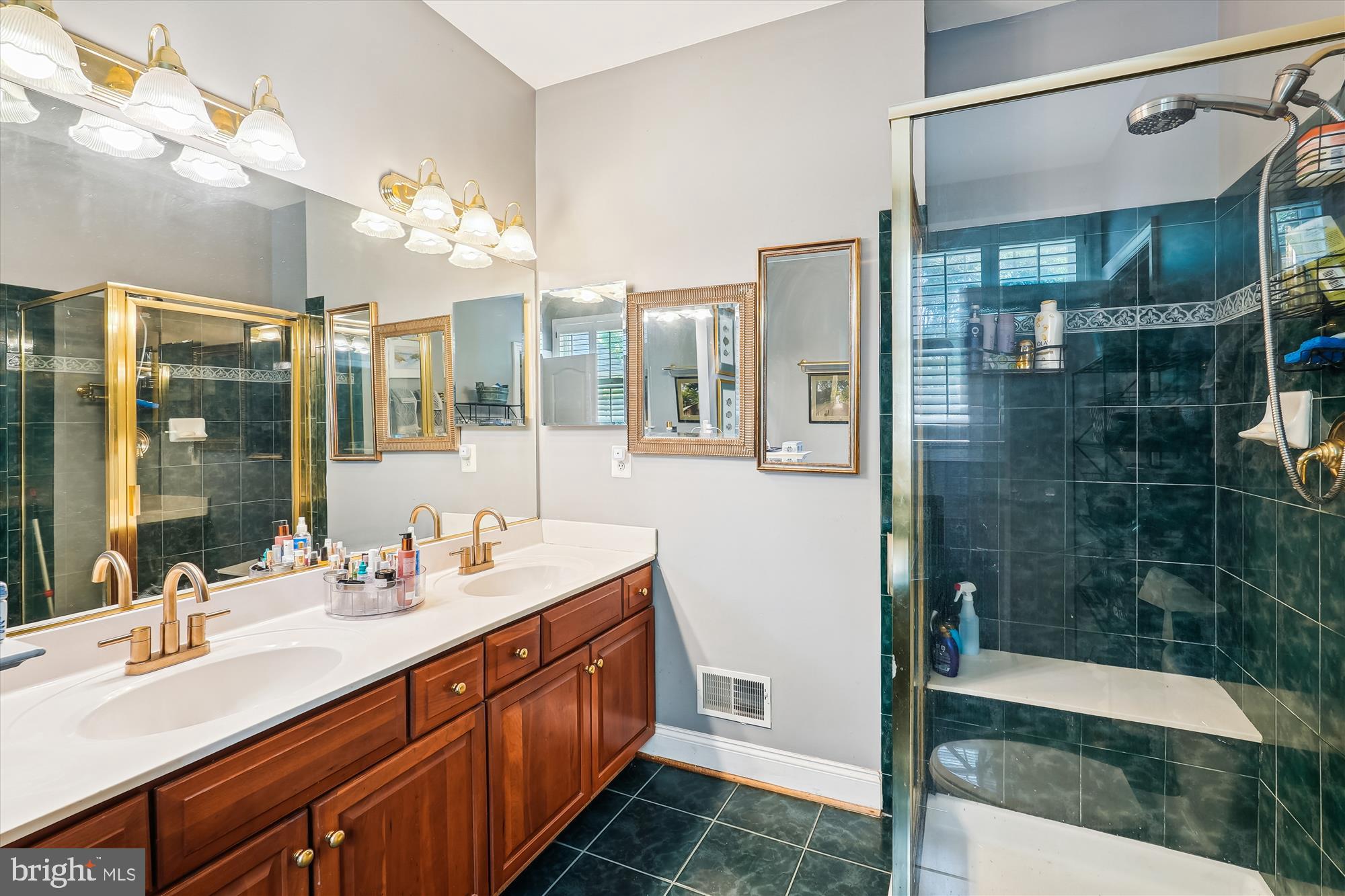 18435 JUPITER HILLS TERRACE