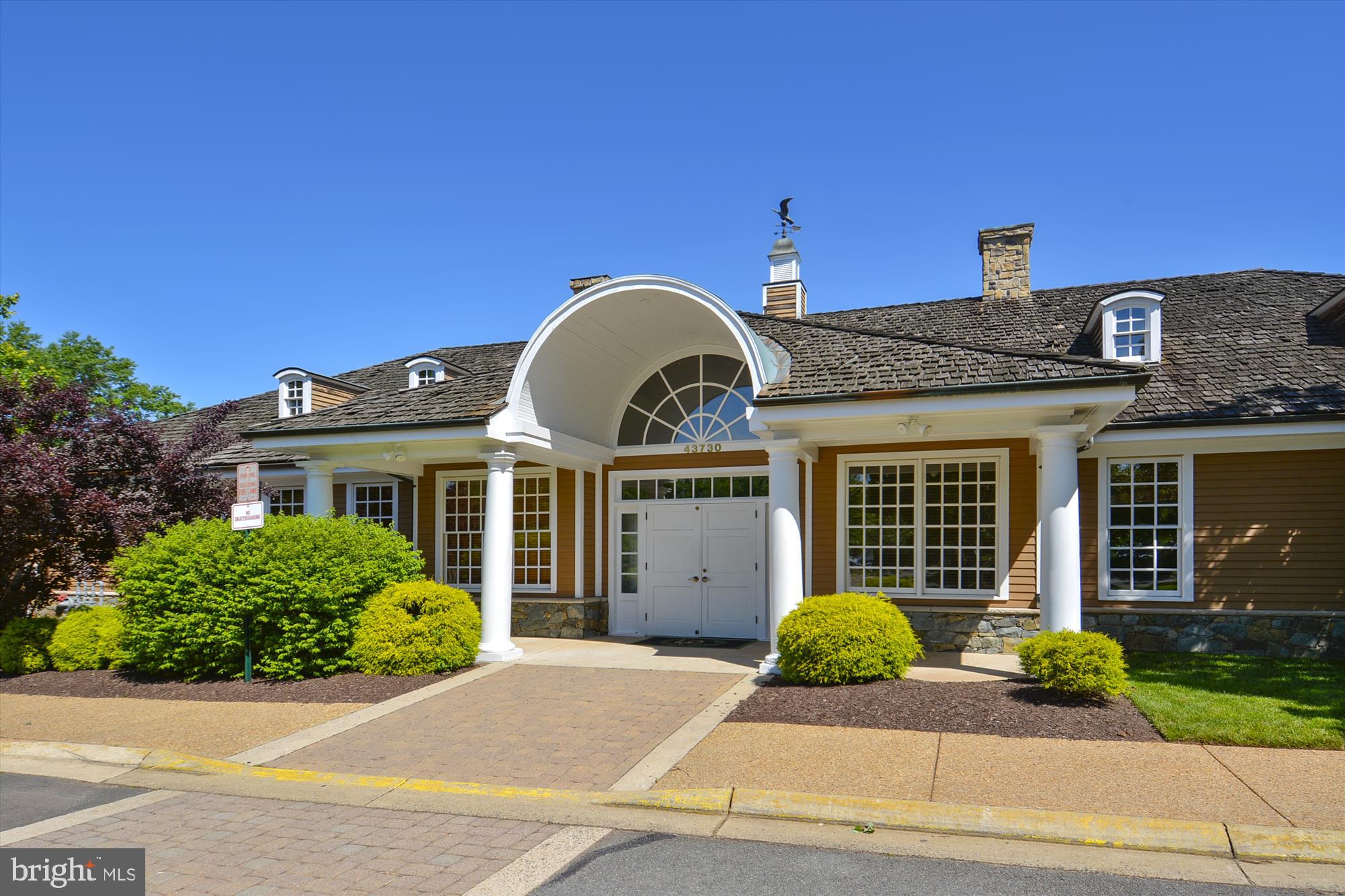 18435 JUPITER HILLS TERRACE