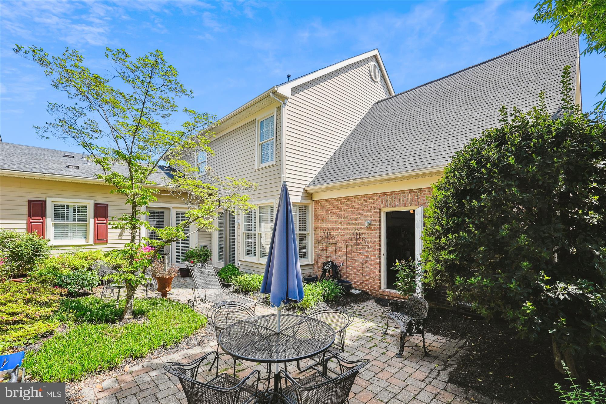 18435 JUPITER HILLS TERRACE