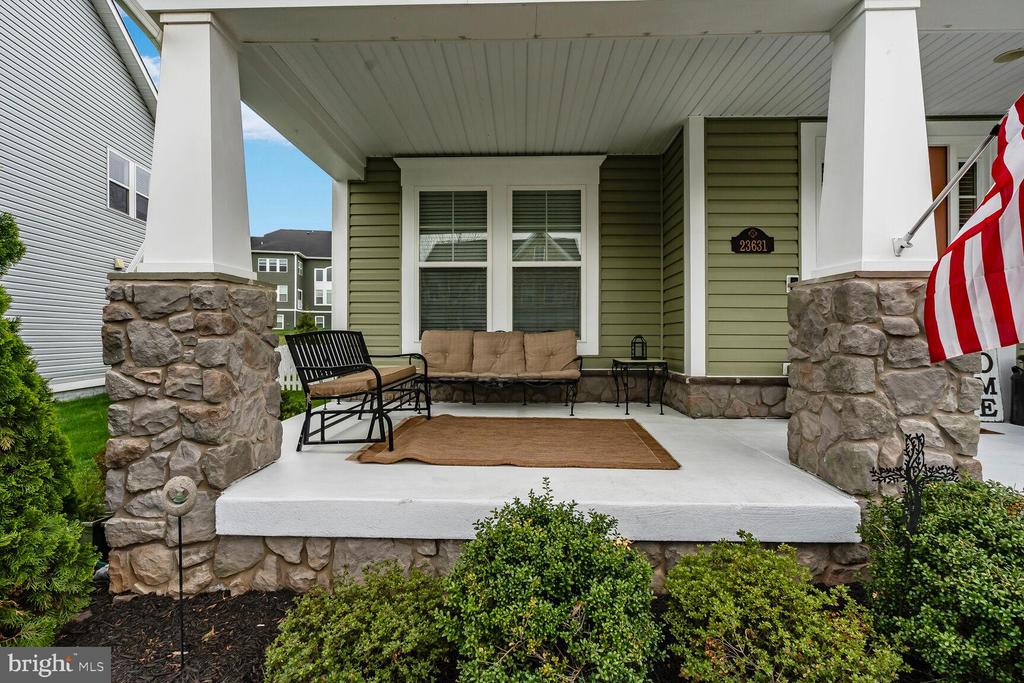 23631 GLENMALLIE COURT