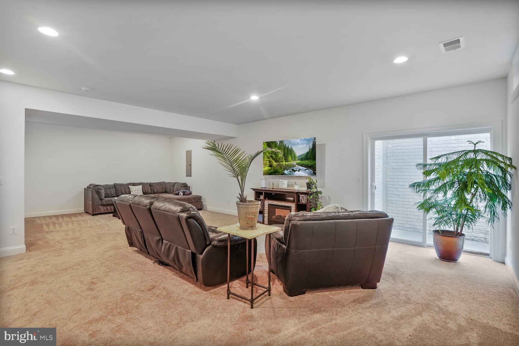 23631 GLENMALLIE COURT