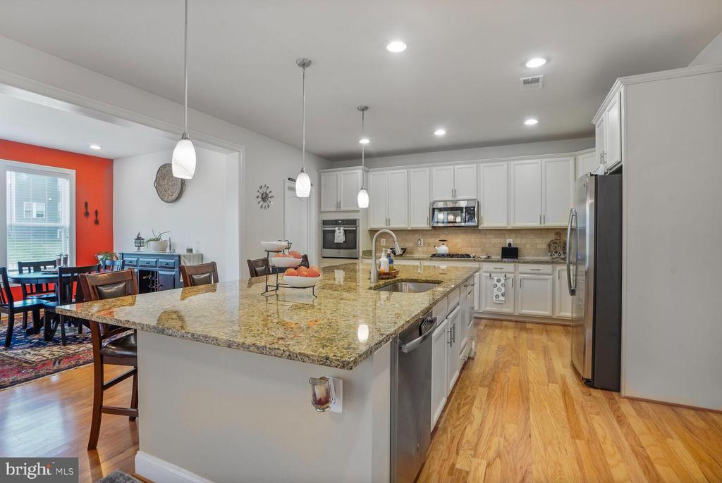 23631 GLENMALLIE COURT