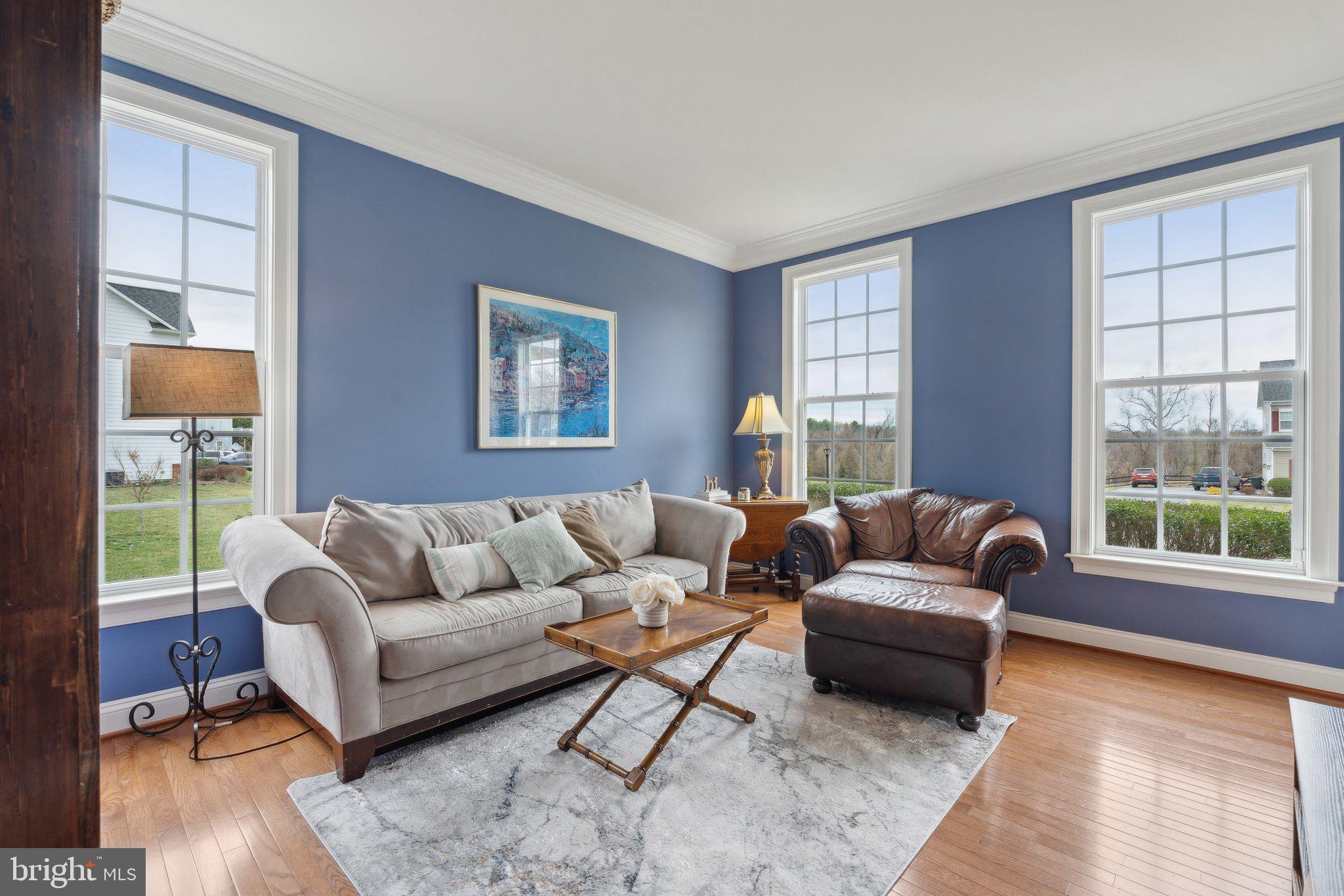 912 QUEENSCLIFF COURT