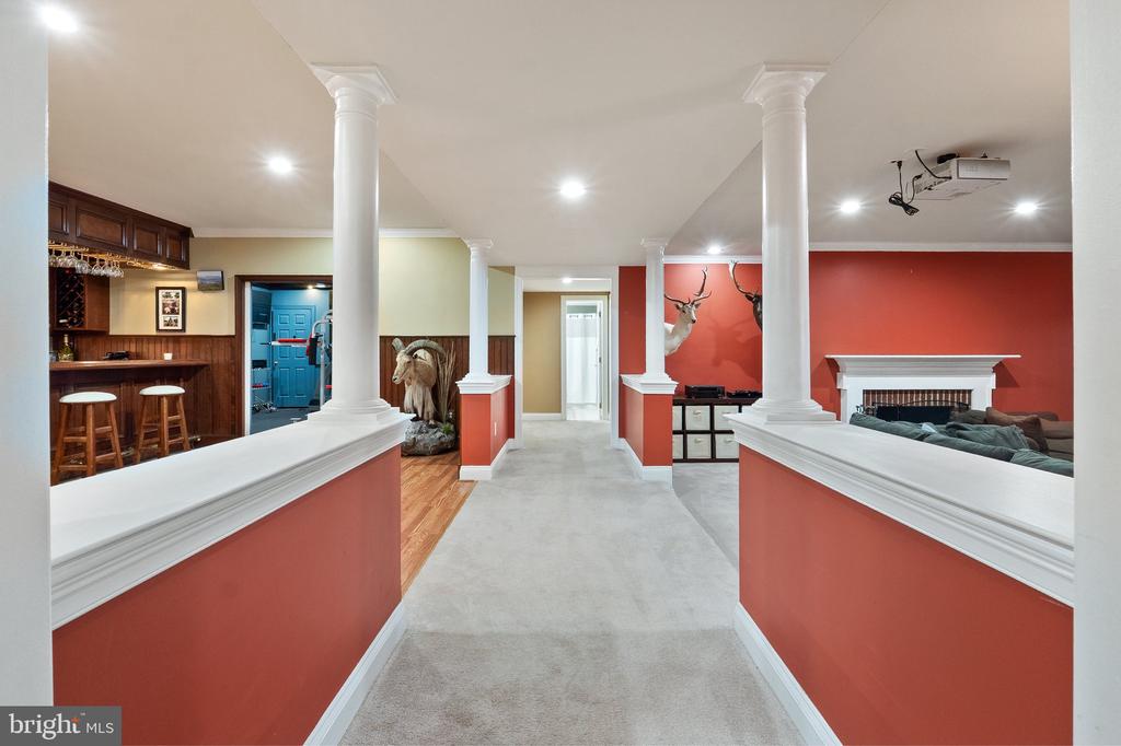 24117 GRAND ELLISON COURT