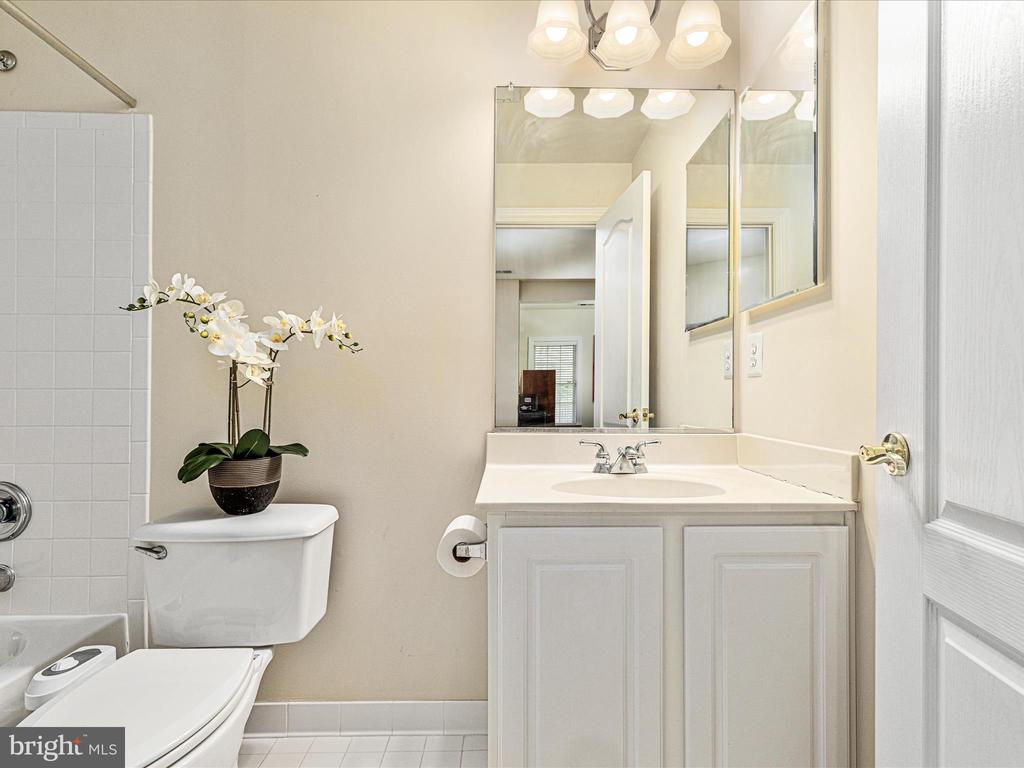 24124 HEATHER HILL PLACE