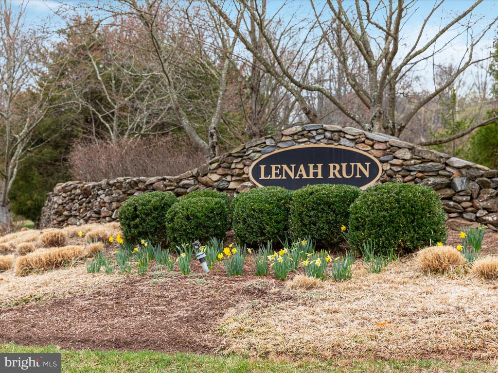 24124 HEATHER HILL PLACE