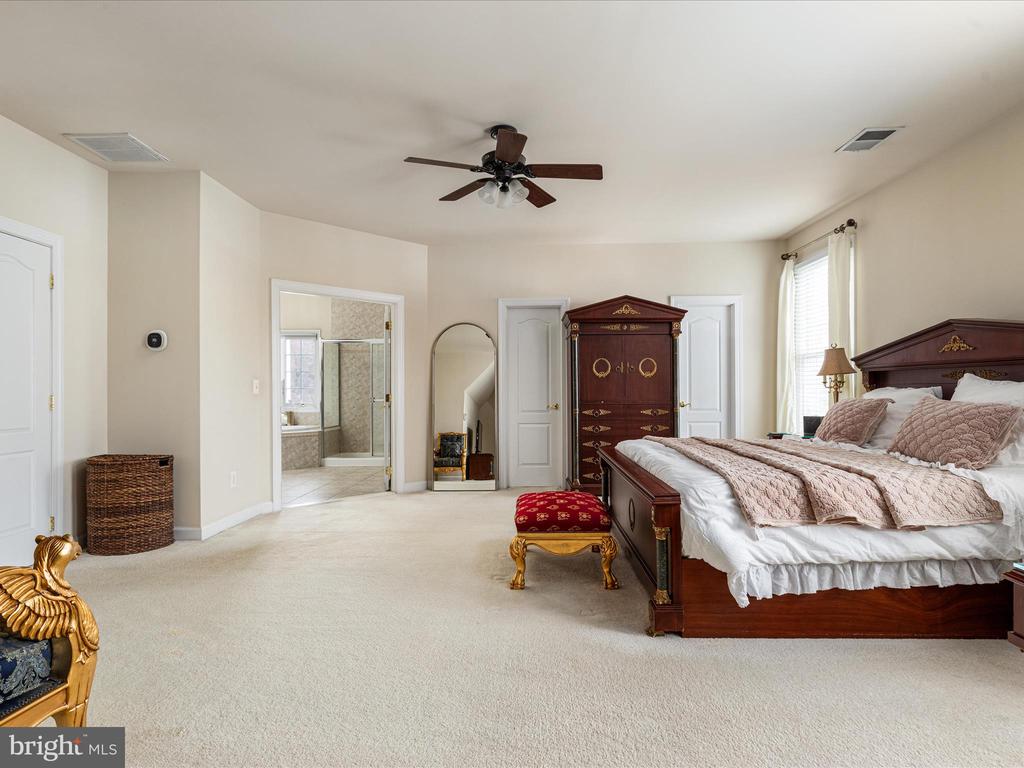 24124 HEATHER HILL PLACE