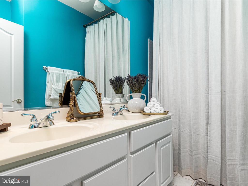 24124 HEATHER HILL PLACE