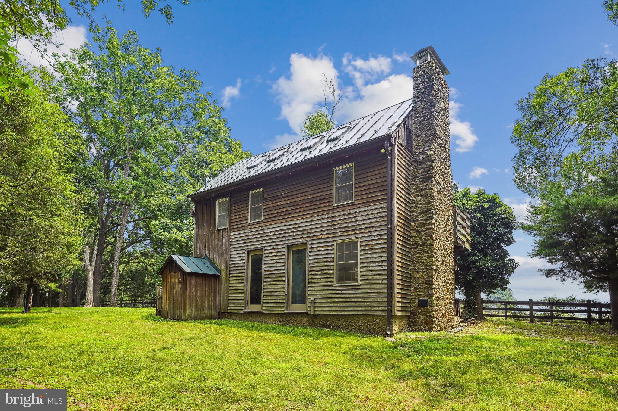 18285 FOUNDRY ROAD