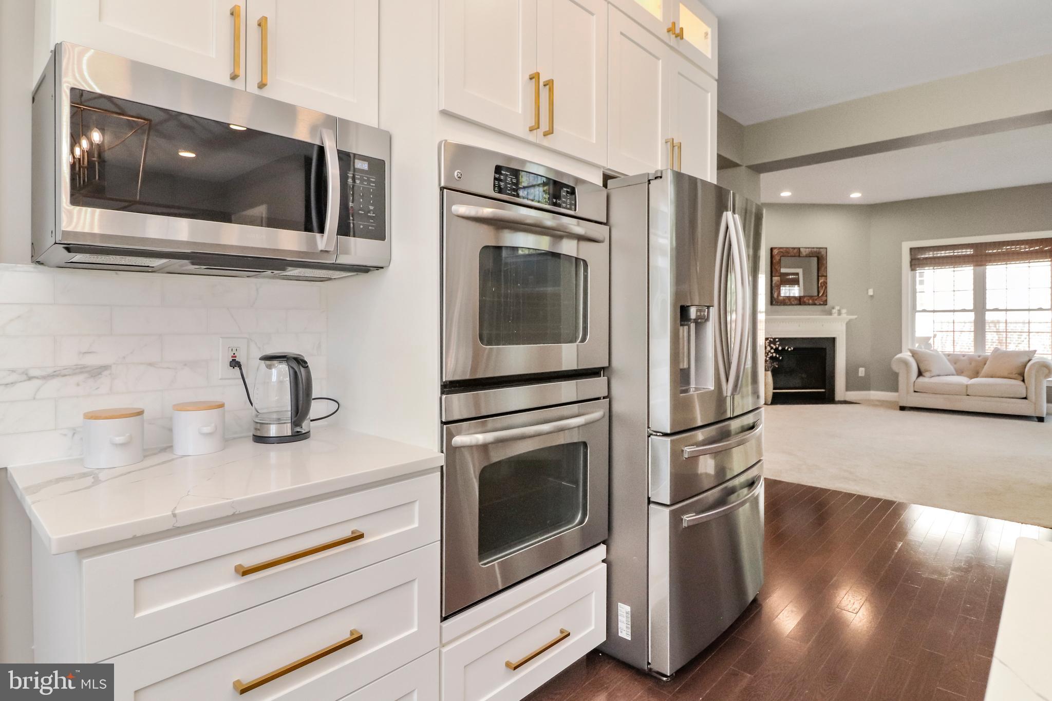 22773 HIGHCREST CIRCLE