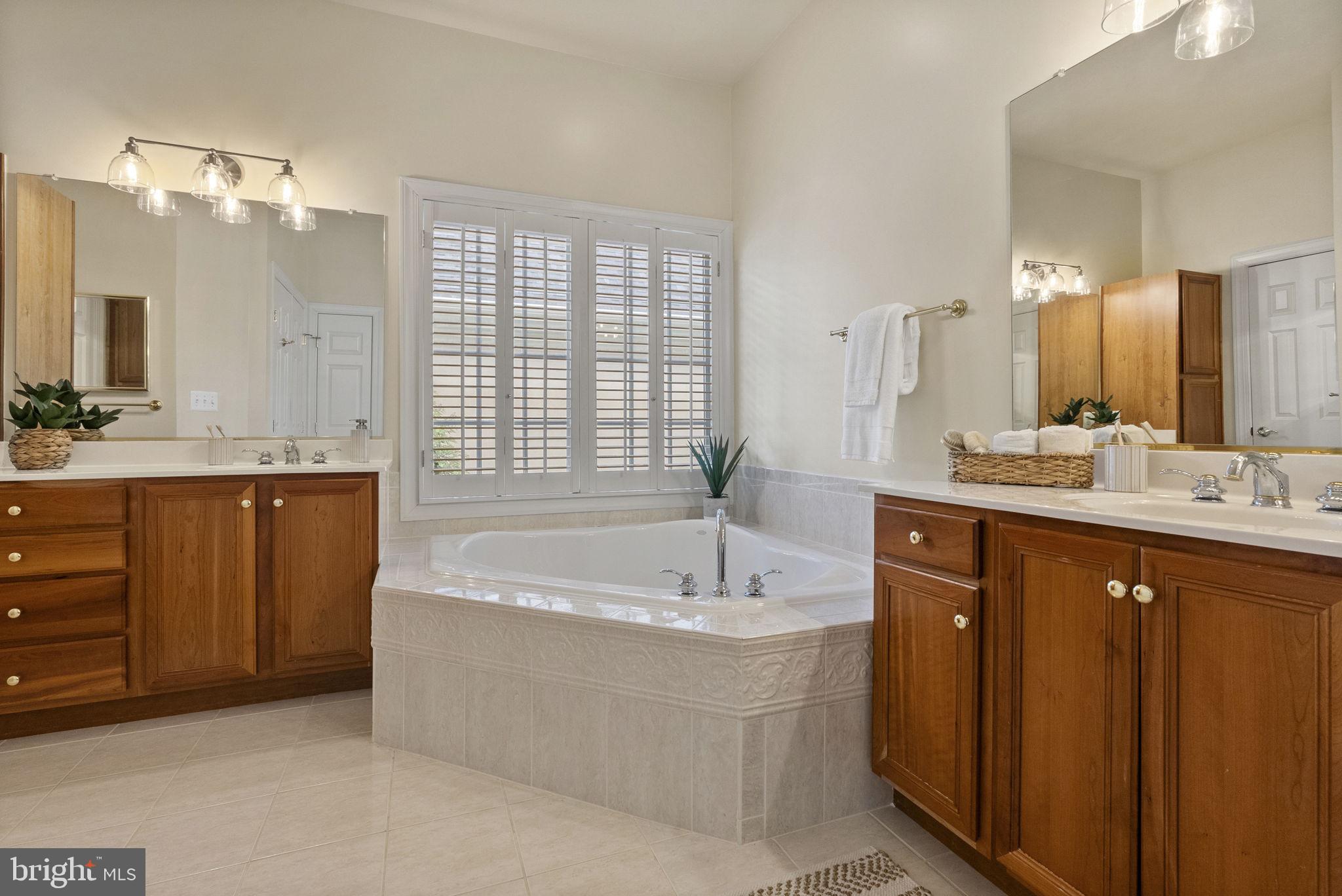 43576 JACKSON HOLE CIRCLE
