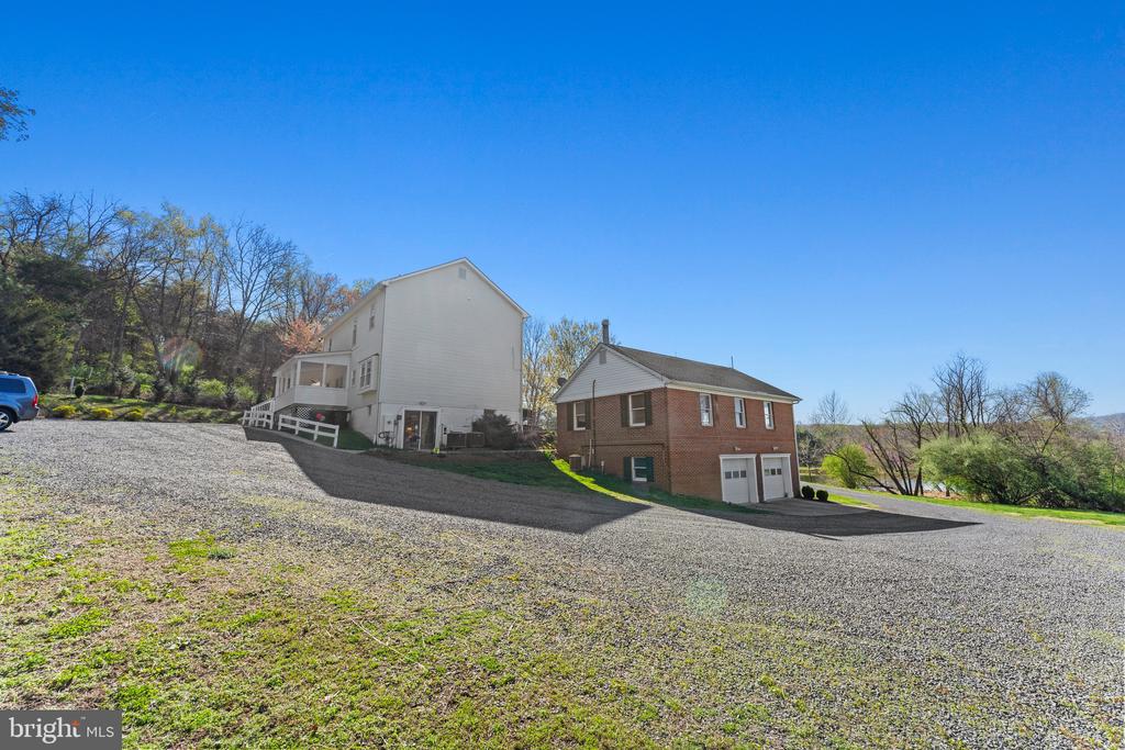 39070 LITTLE RIVER TURNPIKE