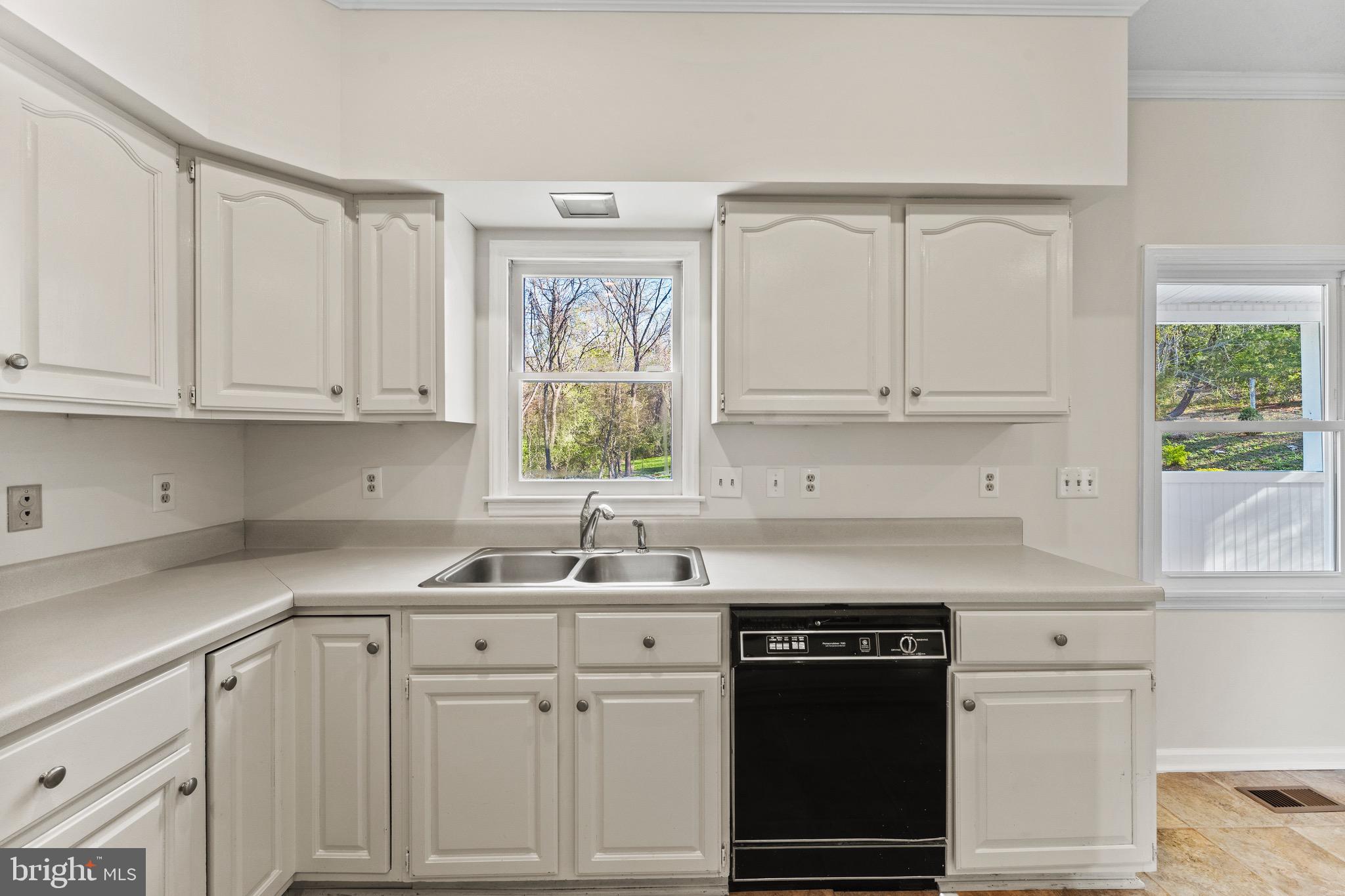 39070 LITTLE RIVER TURNPIKE