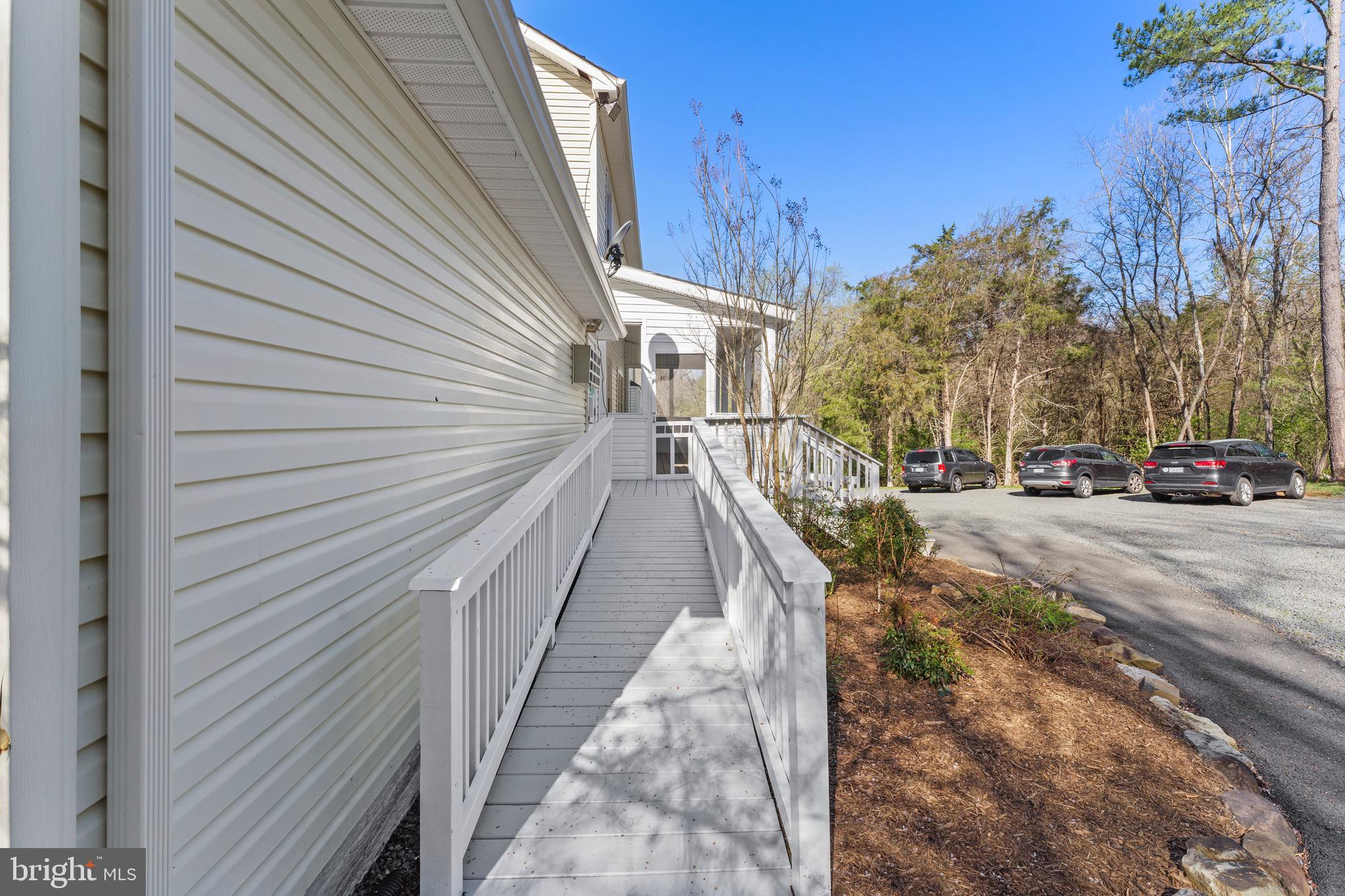 39070 LITTLE RIVER TURNPIKE