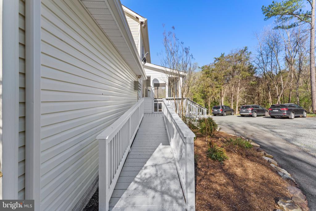 39070 LITTLE RIVER TURNPIKE