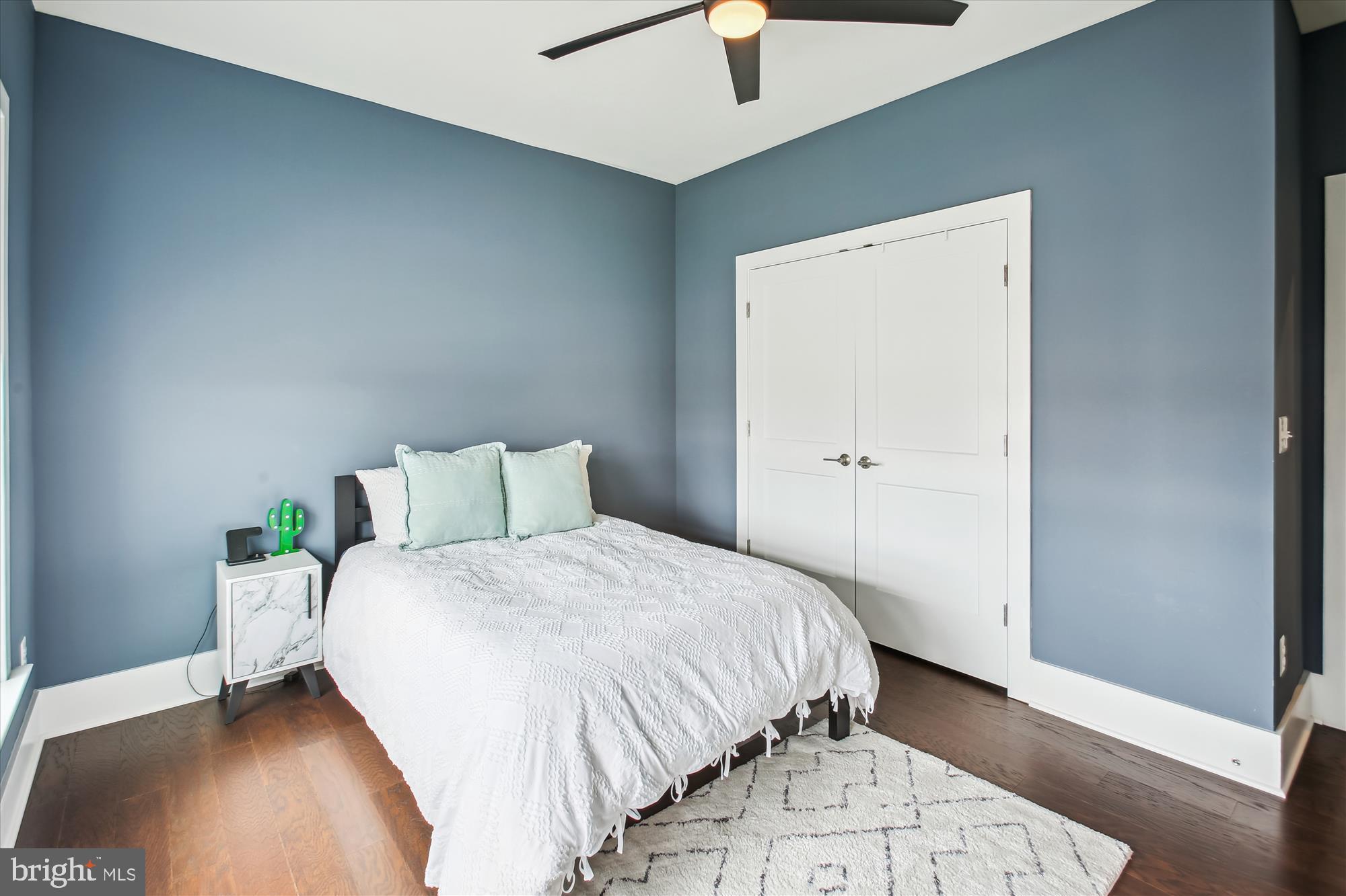 43075 TRACK BED TERRACE