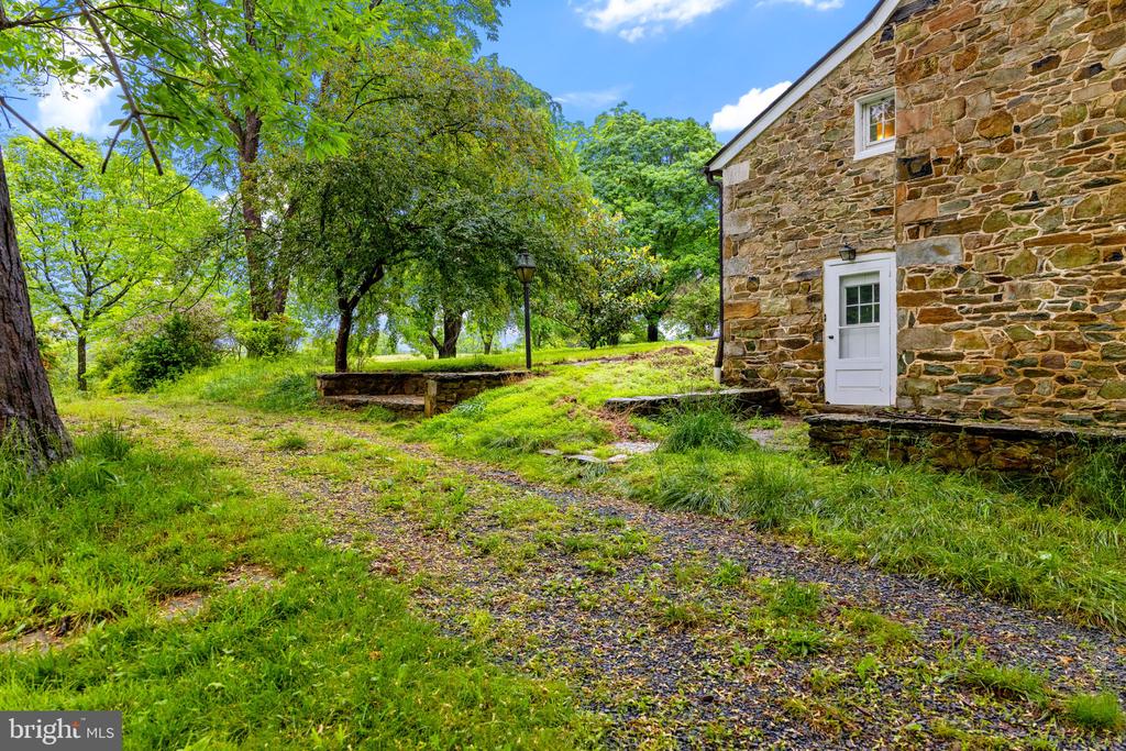 16158 CLARKES GAP ROAD
