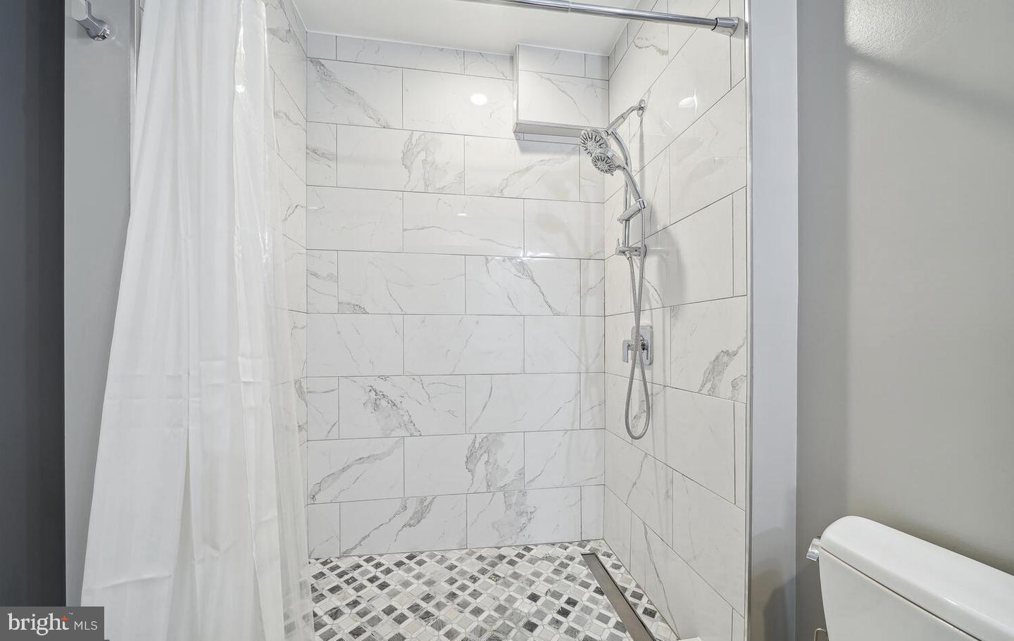 110 ROSEBROOK COURT NW